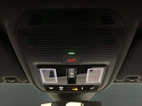 Used 2023 Volkswagen ID.4 S image 54