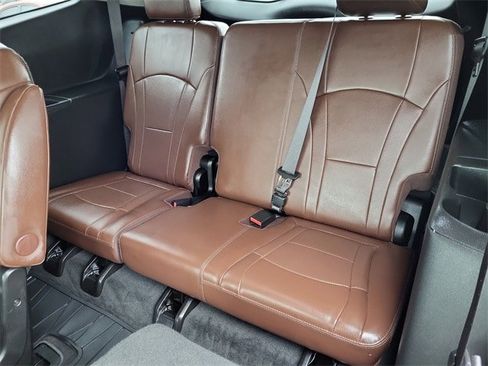Used 2019 Buick Enclave Avenir w/ Avenir Technology Package image 27