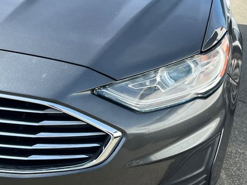 Used 2019 Ford Fusion SE image 11