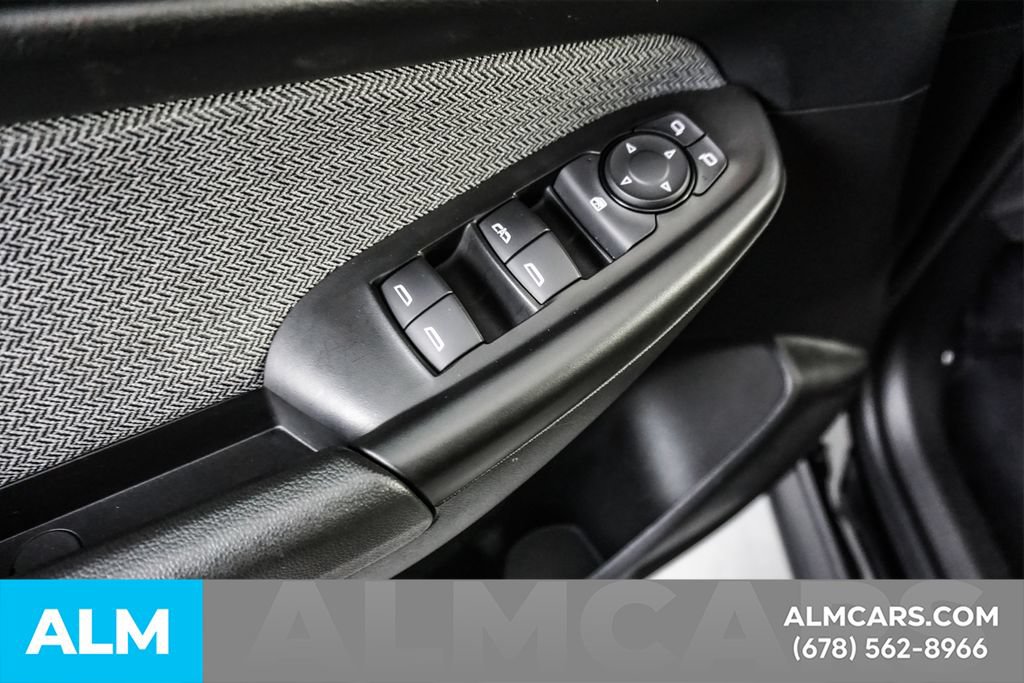 Used 2025 Chevrolet TrailBlazer LT AWD/4WD image 44