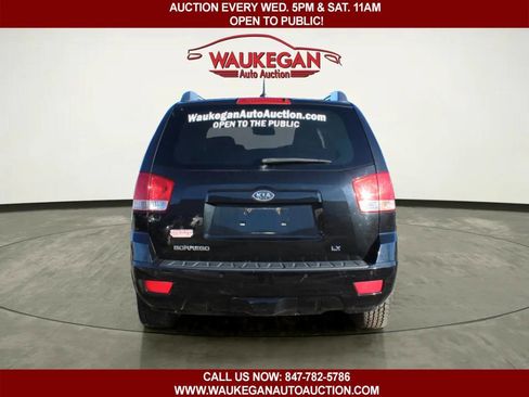 Used 2009 Kia Borrego LX image 5