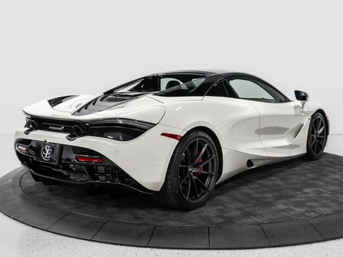 Used 2021 McLaren 720S Performance RWD image 24