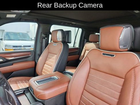 Used 2024 GMC Yukon XL Denali Ultimate AWD/4WD image 21