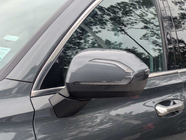 Used 2025 Hyundai Palisade SEL FWD image 11
