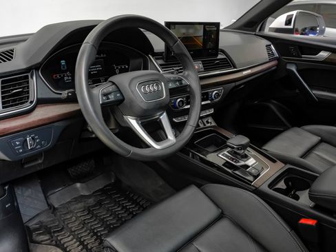 Used 2023 Audi Q5 2.0T Premium Plus w/ Premium Plus Package AWD/4WD image 3