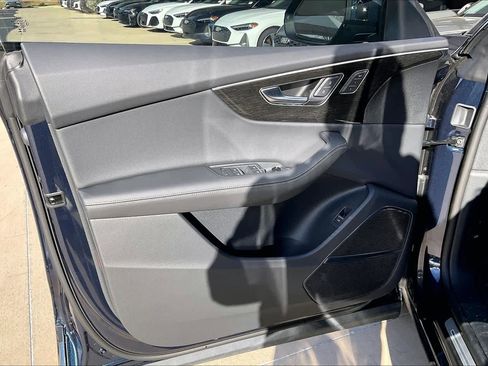 New 2026 Audi Q8 Premium Plus image 10
