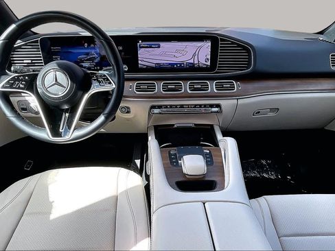 Used 2024 Mercedes-Benz GLE 450 4MATIC image 15