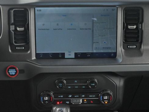 Used 2024 Ford Bronco Big Bend image 5