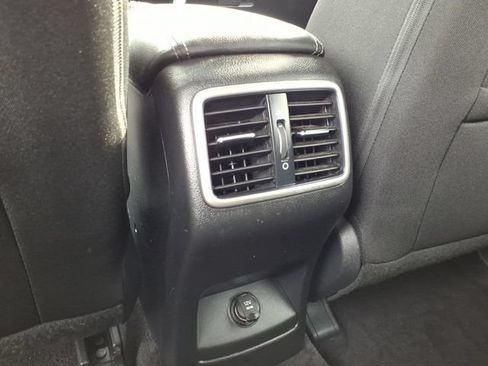 Used 2020 Kia Sportage LX FWD image 11