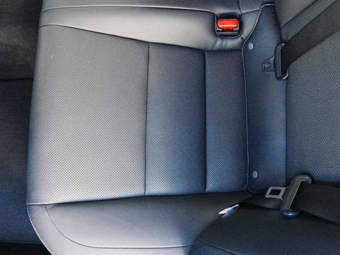 Used 2019 Lexus IS 300 image 13