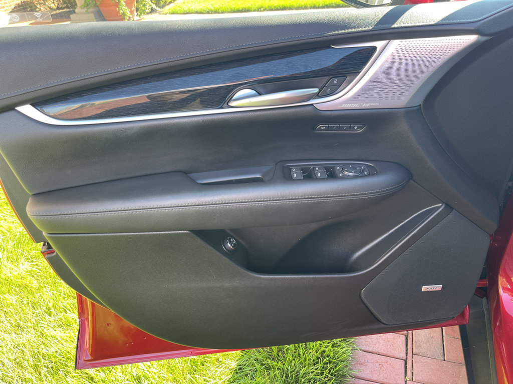 Used 2024 Cadillac XT5 Premium Luxury AWD/4WD image 18