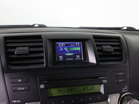 Used 2010 Toyota Highlander SE AWD/4WD image 31