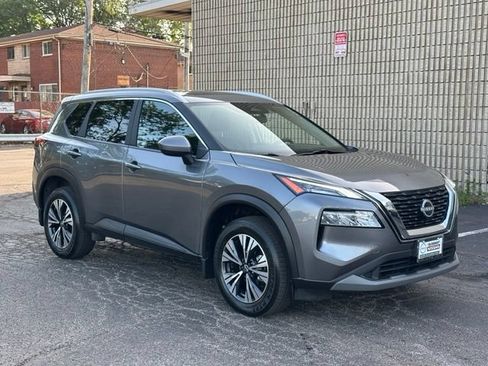 Certified 2023 Nissan Rogue SV w/ SV Premium B Package AWD/4WD image 3