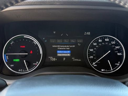 Used 2024 Toyota Sienna Limited AWD/4WD image 18