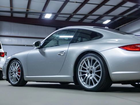 Used 2009 Porsche 911 Carrera S image 17