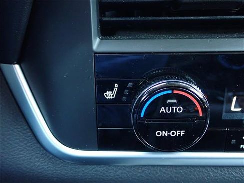 Used 2026 Nissan Rogue SV AWD/4WD image 20