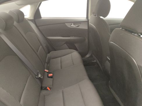 Used 2021 Kia Forte LXS FWD image 19