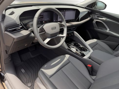 New 2026 Audi Q5 Premium AWD/4WD image 4