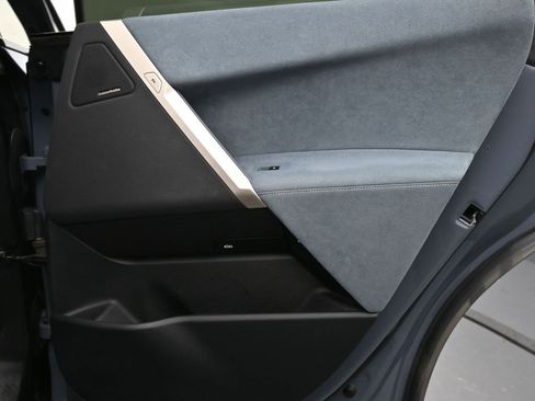 Used 2023 BMW iX xDrive50 w/ Ultimate Package 2 image 24