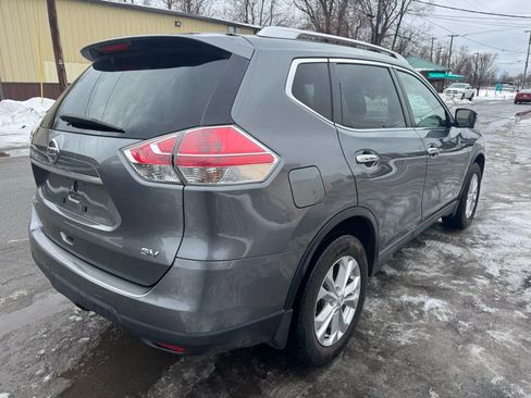 Used 2016 Nissan Rogue SV w/ SV Premium Package image 5
