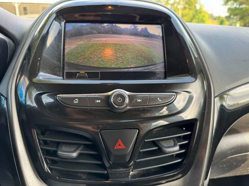 Used 2021 Chevrolet Spark LT image 18