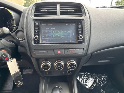 Used 2024 Mitsubishi Outlander Sport ES AWD/4WD image 27