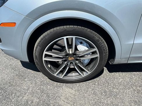 Used 2020 Porsche Cayenne Turbo AWD/4WD image 10