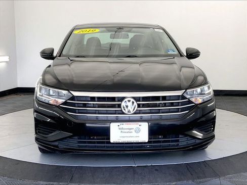 Used 2019 Volkswagen Jetta SE w/ Cold Weather Package FWD image 8