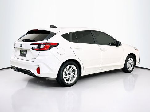 Used 2024 Subaru Impreza 2.0i image 9