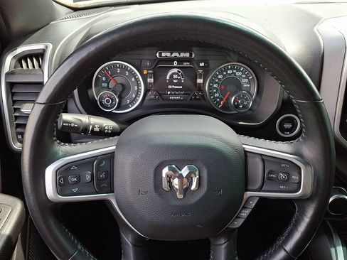 Used 2023 RAM 1500 Big Horn AWD/4WD image 18