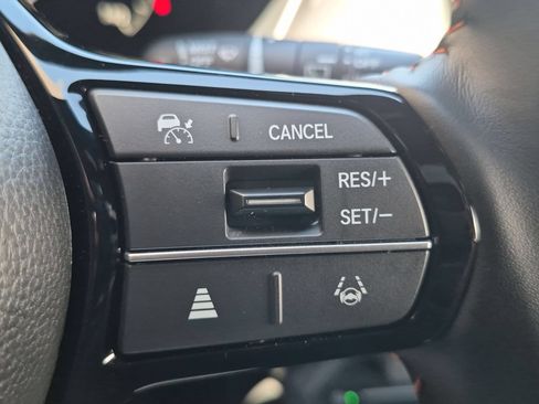 Certified 2026 Honda HR-V Sport image 16