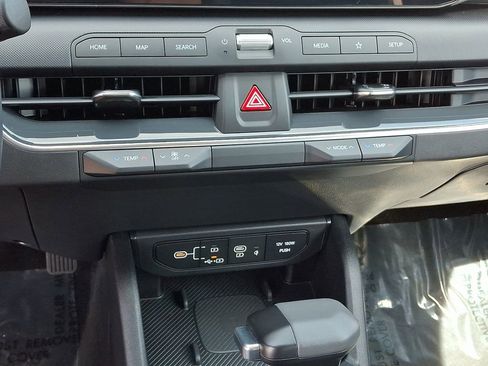 Certified 2025 Kia K4 EX FWD image 14