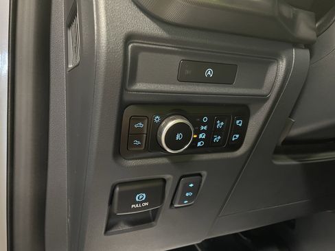 Used 2025 Ford F150 Raptor image 23