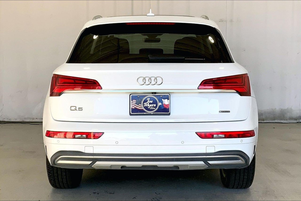 Used 2023 Audi Q5 2.0T Premium Plus w/ Premium Plus Package AWD/4WD image 3