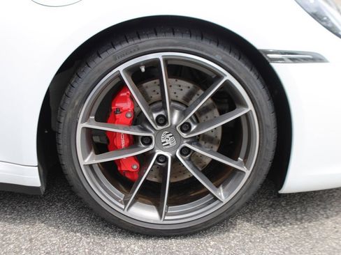 Used 2020 Porsche 911 Carrera S image 15