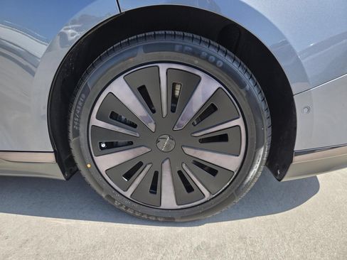 Used 2025 Lucid Air Pure RWD image 27