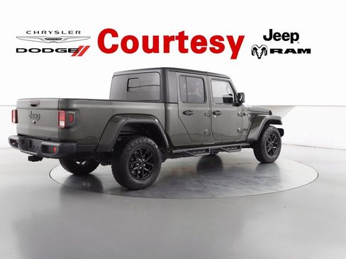 Certified 2021 Jeep Gladiator Sport image 5