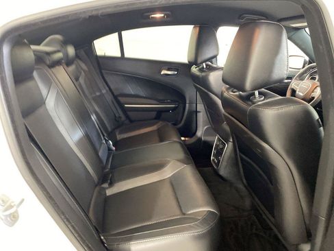 Used 2016 Dodge Charger SXT w/ AWD Plus Group image 16