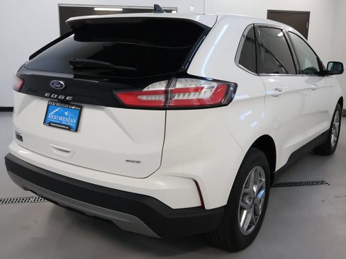 Used 2021 Ford Edge SEL w/ Convenience Package AWD/4WD image 7