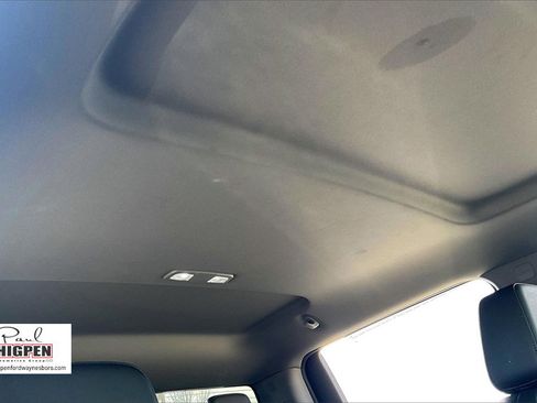 Used 2025 GMC Sierra 1500 SLT image 22