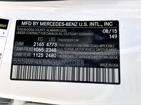 Used 2016 Mercedes-Benz C 300 4MATIC Sedan image 33