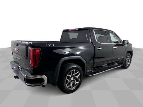Used 2023 GMC Sierra 1500 SLT AWD/4WD image 8