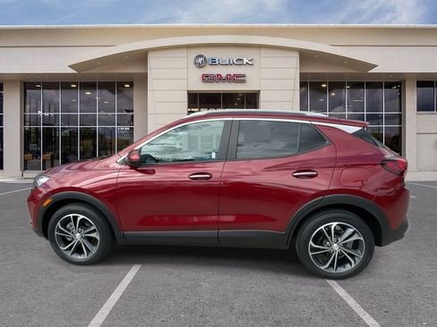 Certified 2022 Buick Encore GX Select image 8