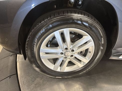 Used 2016 Mercedes-Benz GL 450 4MATIC image 10