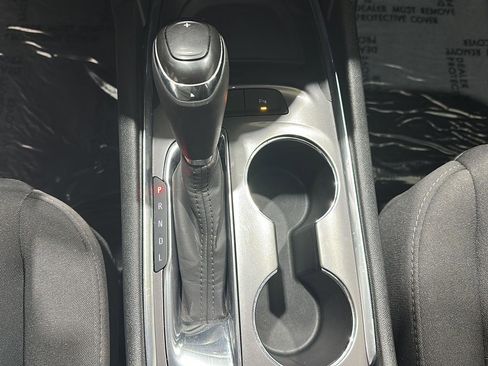 Used 2020 Chevrolet Malibu LT image 15