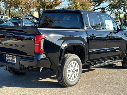 New 2025 Toyota Tacoma SR5 image 9