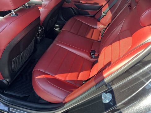 Used 2021 Kia Stinger GT2 image 24