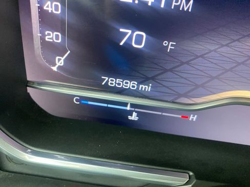 Used 2024 GMC Sierra 2500 AT4 w/ AT4 Premium Plus Package image 18