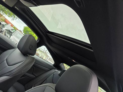 Used 2027 BMW M440i Coupe w/ Premium Package RWD image 10