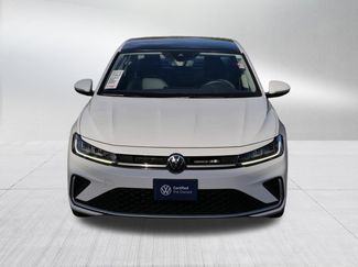 Certified 2025 Volkswagen Jetta SEL video 2